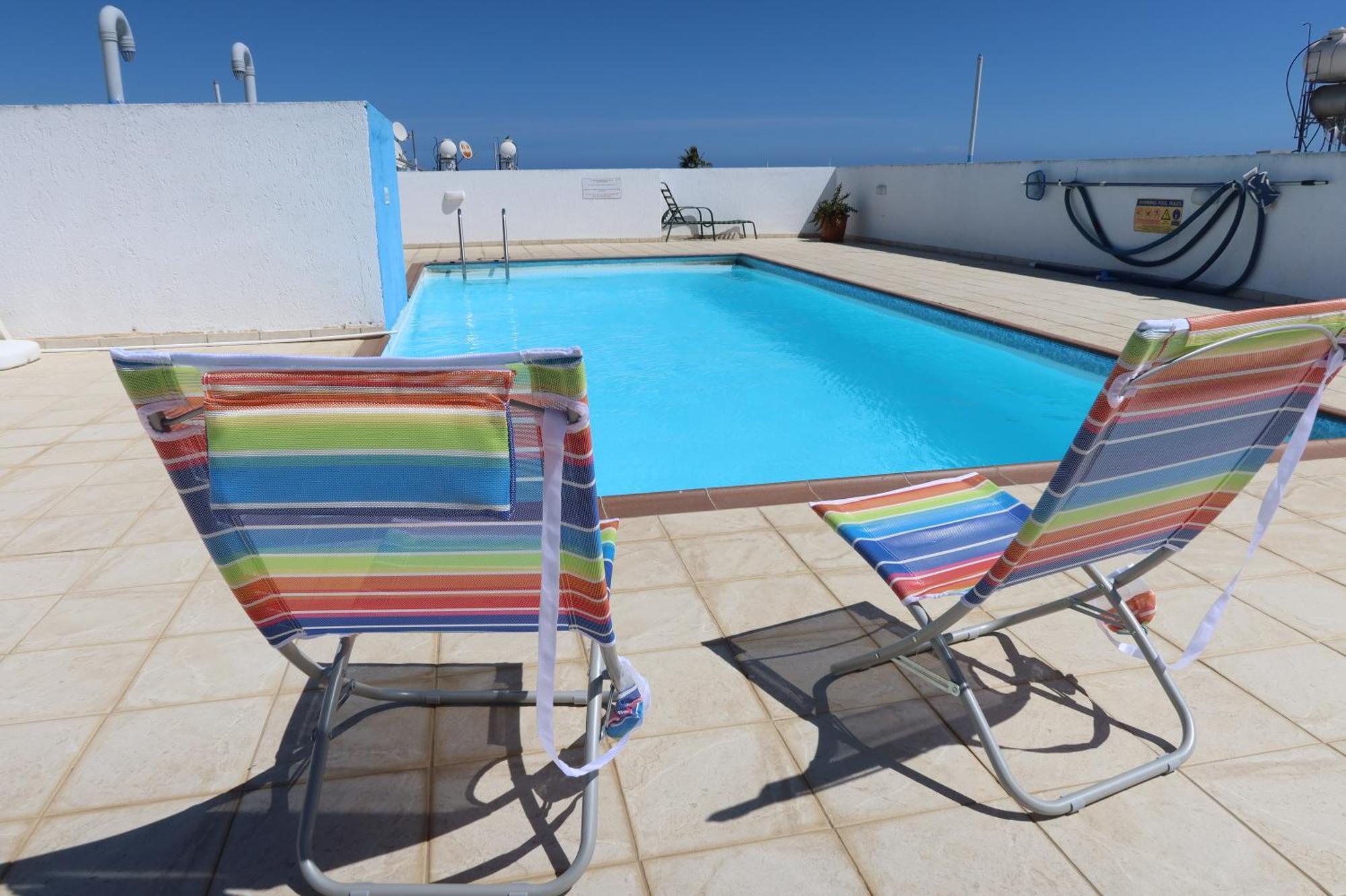 Carisa Downtown With Rooftop Pool ラルナカ エクステリア 写真